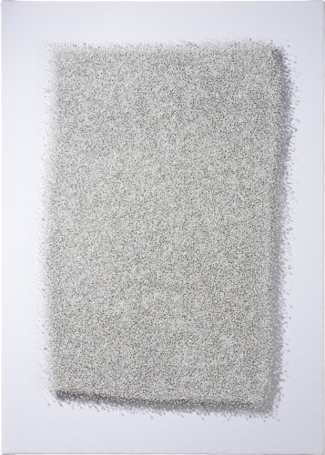 P510 - 2022 - glass head pins, fabrics on canvas  - 140 x 100 cm