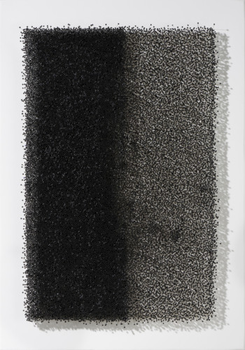 P511 - 2021 - Glass head pins on canvas - 100 x 70 cm